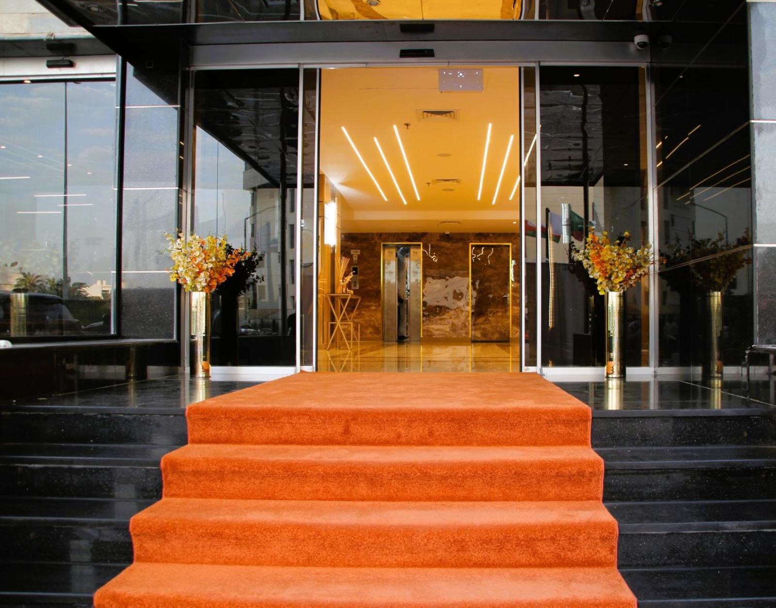Plaza Athenee Hotel Kuwait City Bagian luar foto