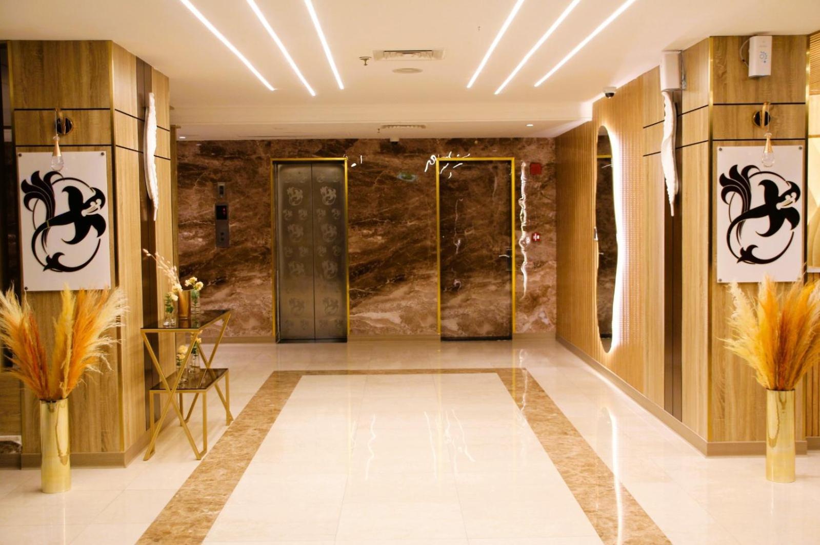 Plaza Athenee Hotel Kuwait City Bagian luar foto