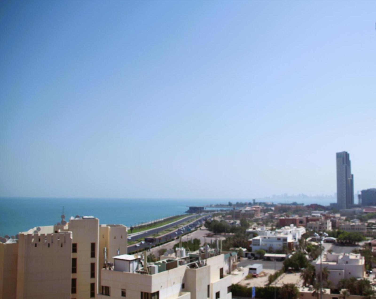 Plaza Athenee Hotel Kuwait City Bagian luar foto